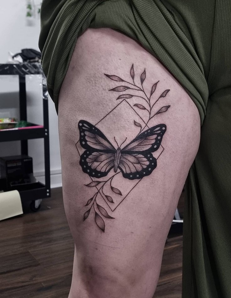 tattoo by Sophie