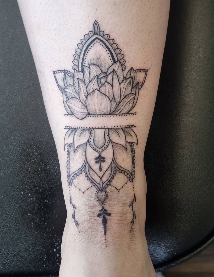tattoo by Sophie