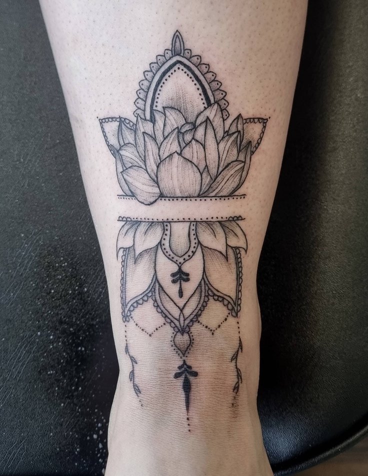 tattoo by Sophie